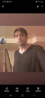 Screenshot_20210427-182634_Photos.jpg