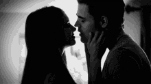 bed-time-kiss.gif